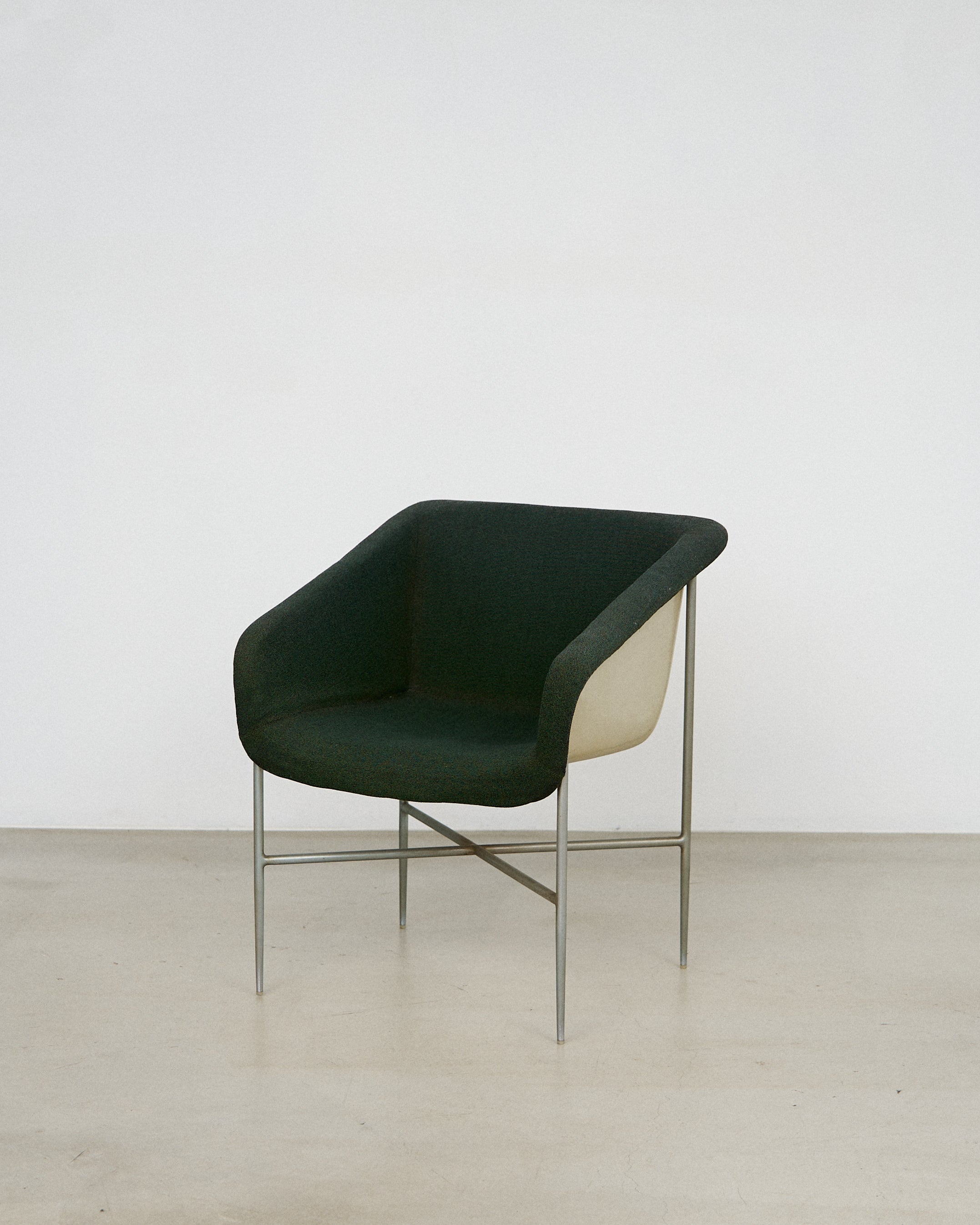 Anonymous Vintage Chair – FreshService® official site