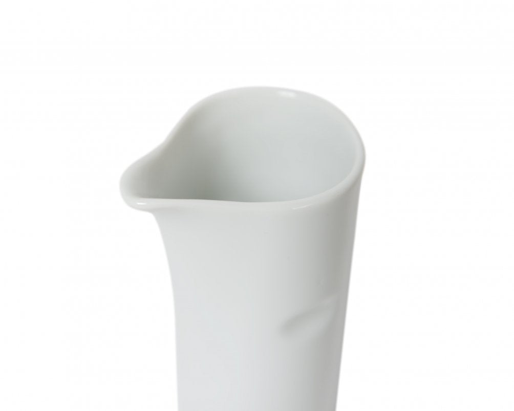 LaGardo Tackett Milk Pitcher – FreshService® official site
