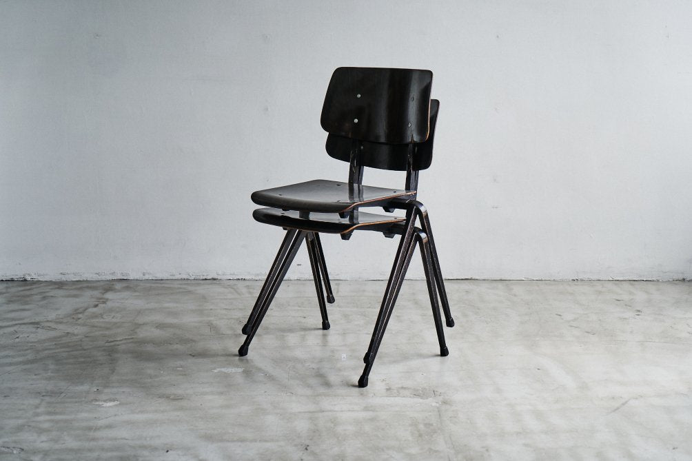 GALVANITAS S17 Stacking Chair – FreshService® official site