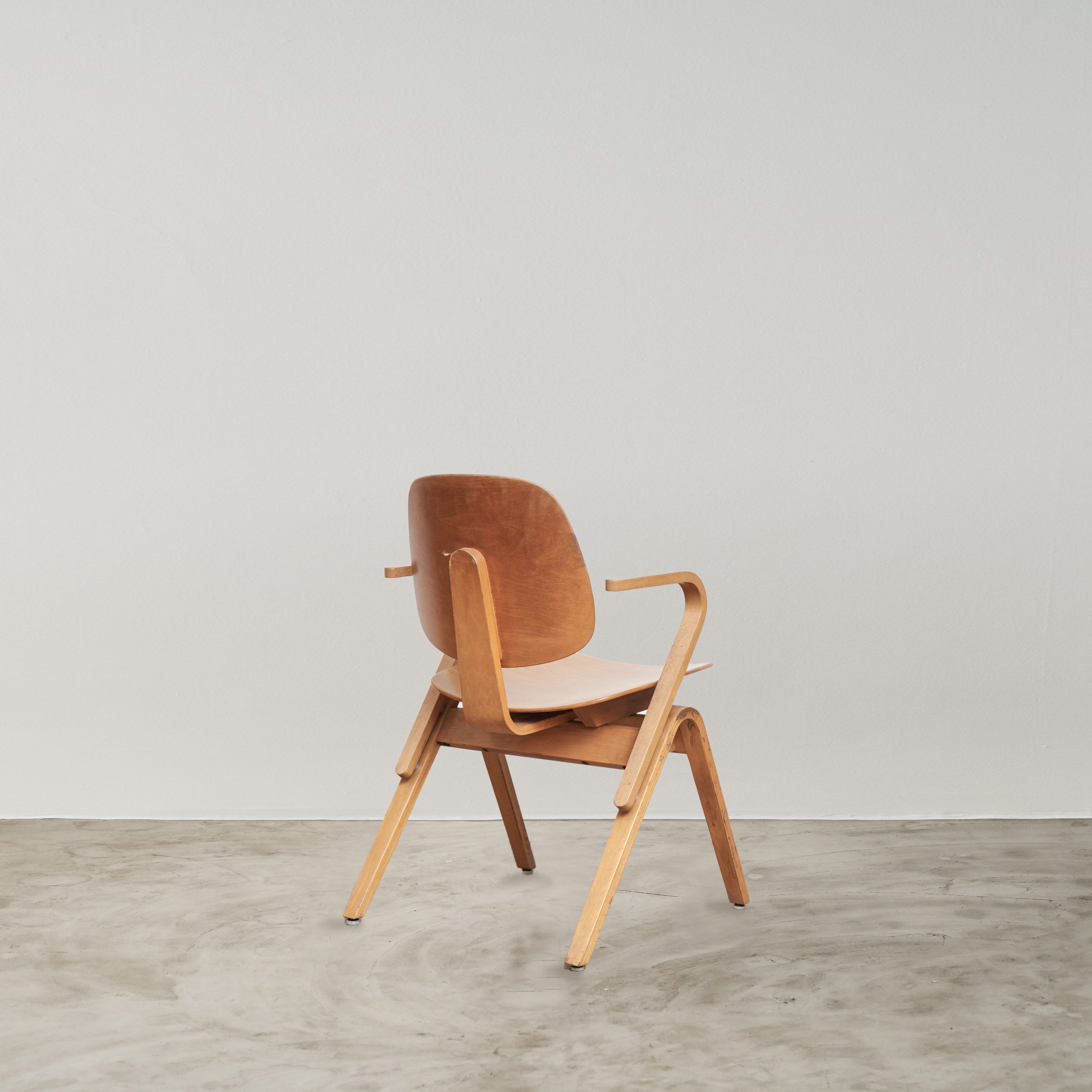 Thonet Bentwood Arm Chair – FreshService® official site