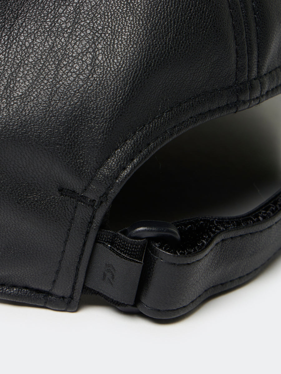 TECH SYNTHETIC SKIN CAP