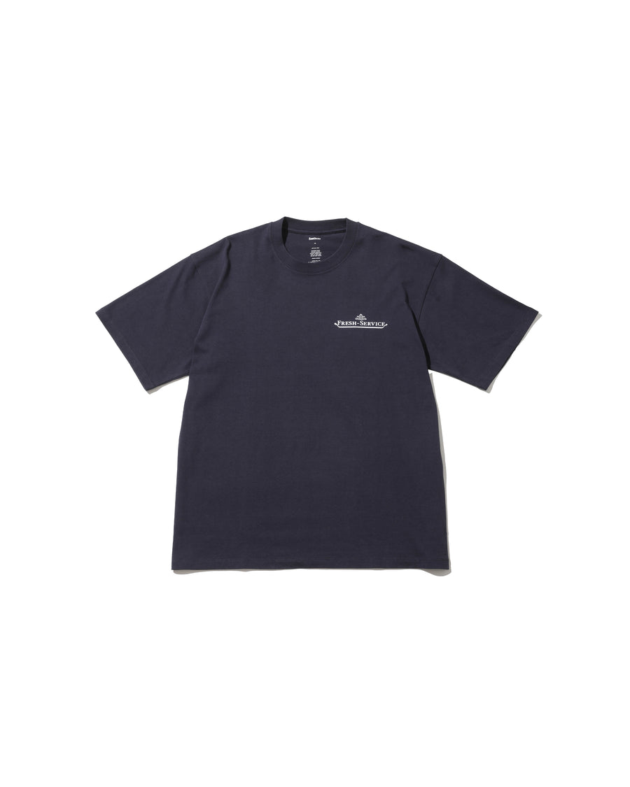 トップス FreshService CORPORATE PRINTED TEE CORPORATE PRINTED S/S TEE “FF” – FreshService® official site