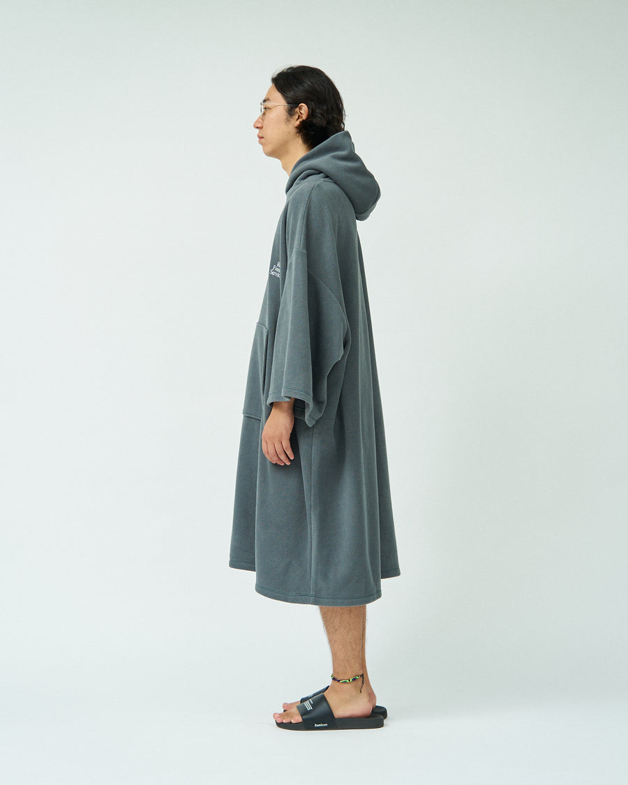 "ReFresh!Service." FLEECE SAUNA PONCHO