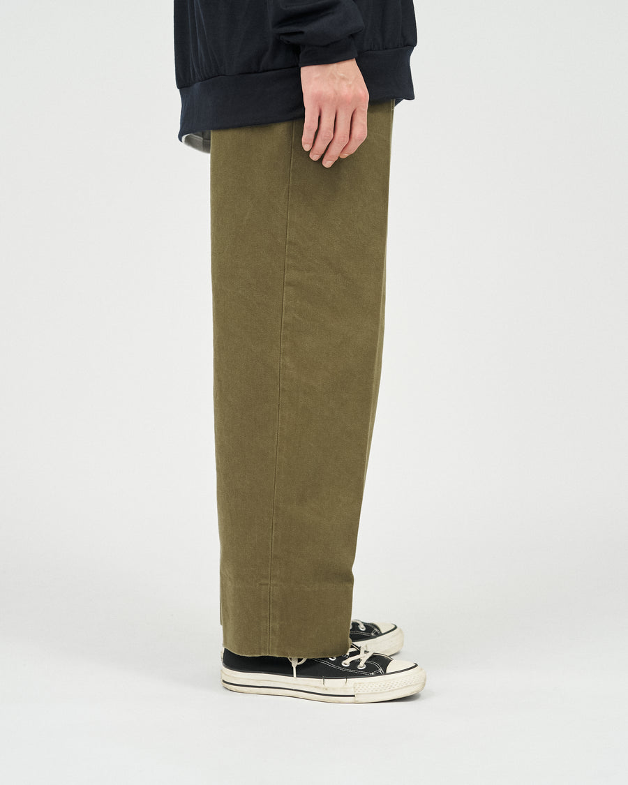 HEAVY PIMA TWILL 1-TUCK FRENCH ARMY TAPERED TROUSER