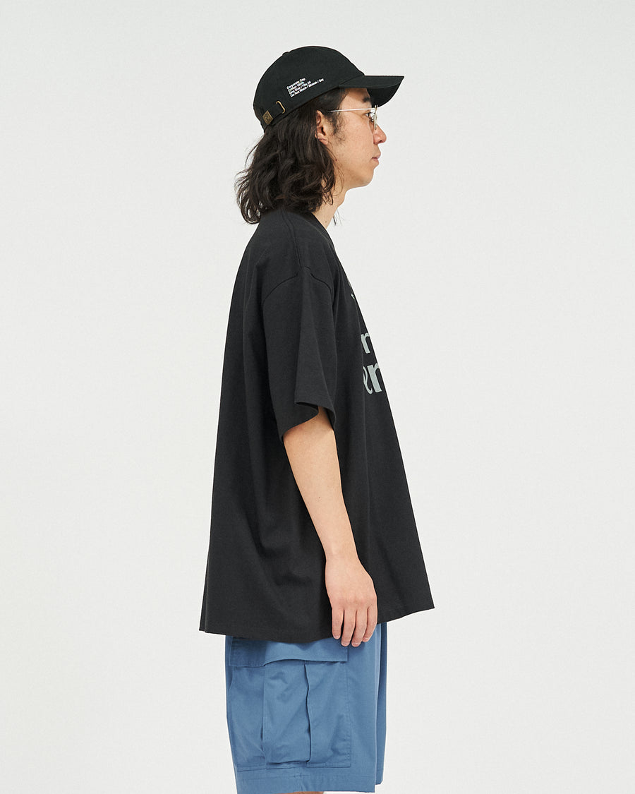 CORPORATE PRINTED S/S TEE ”FOOTBALL”