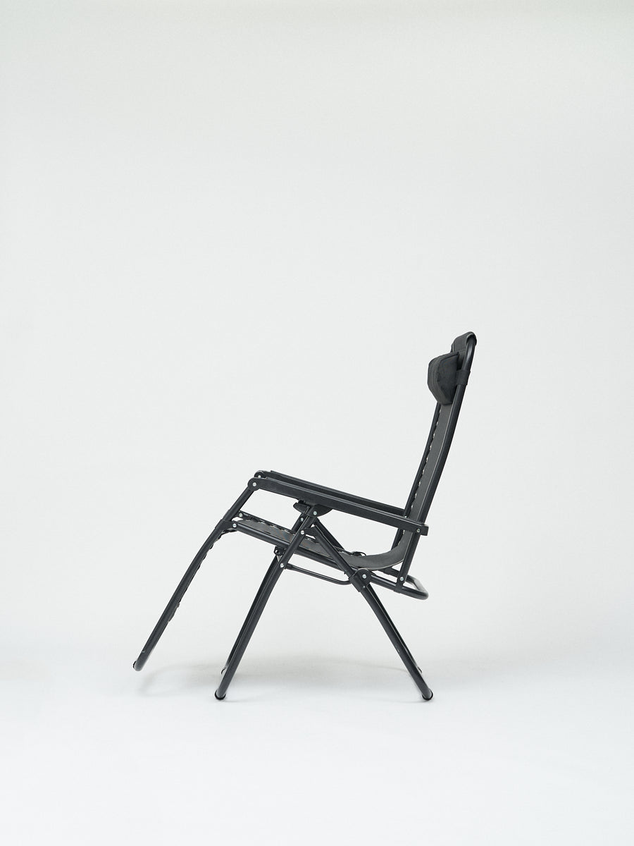FOLDING RECLINER CHAIR